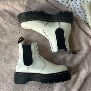 Doc Marten platform lug sole